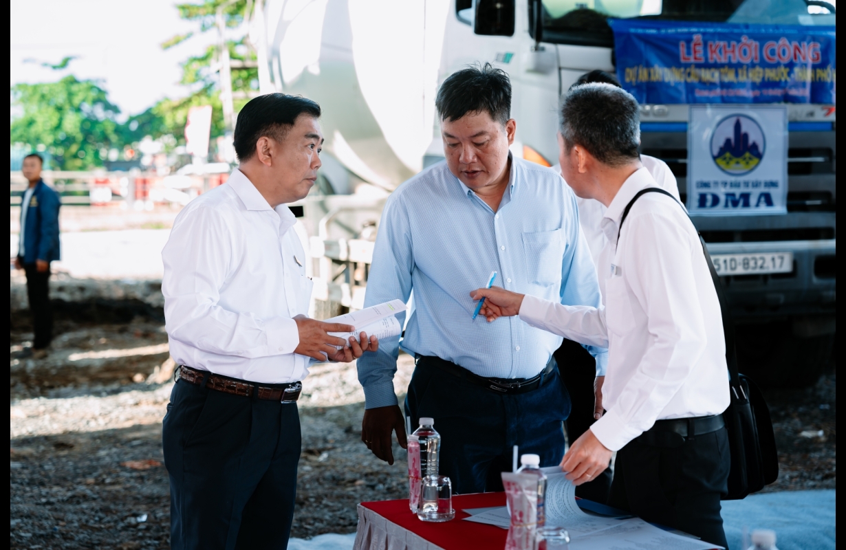 LỄ KHỞI CÔNG CẦU RẠCH TÔM TP HỒ CHÍ MINH