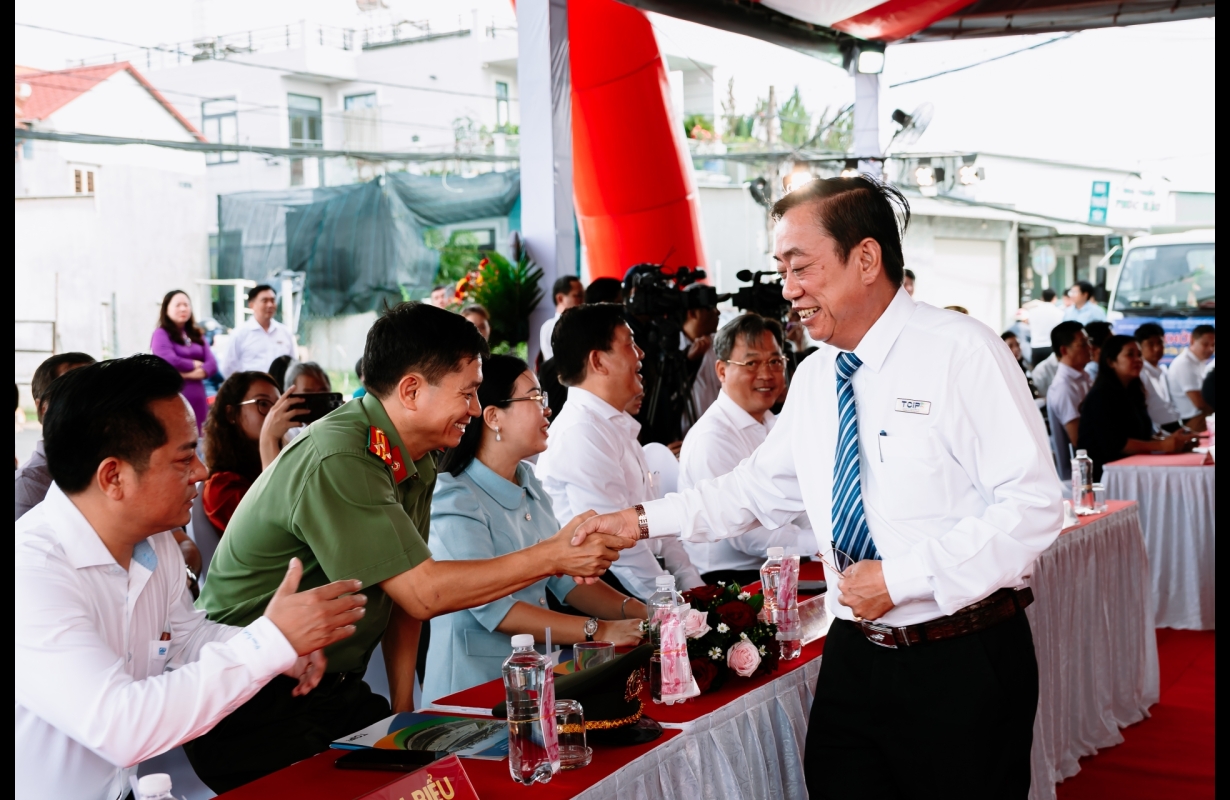 LỄ KHỞI CÔNG CẦU RẠCH TÔM TP HỒ CHÍ MINH