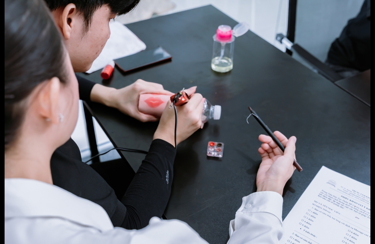 THẨM MỸ VIỆN CARITA ACADEMY