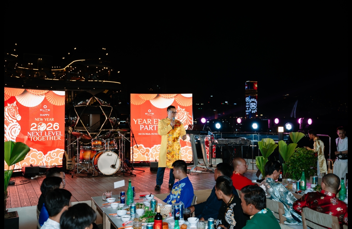 ELITE YEAR AND PARTY