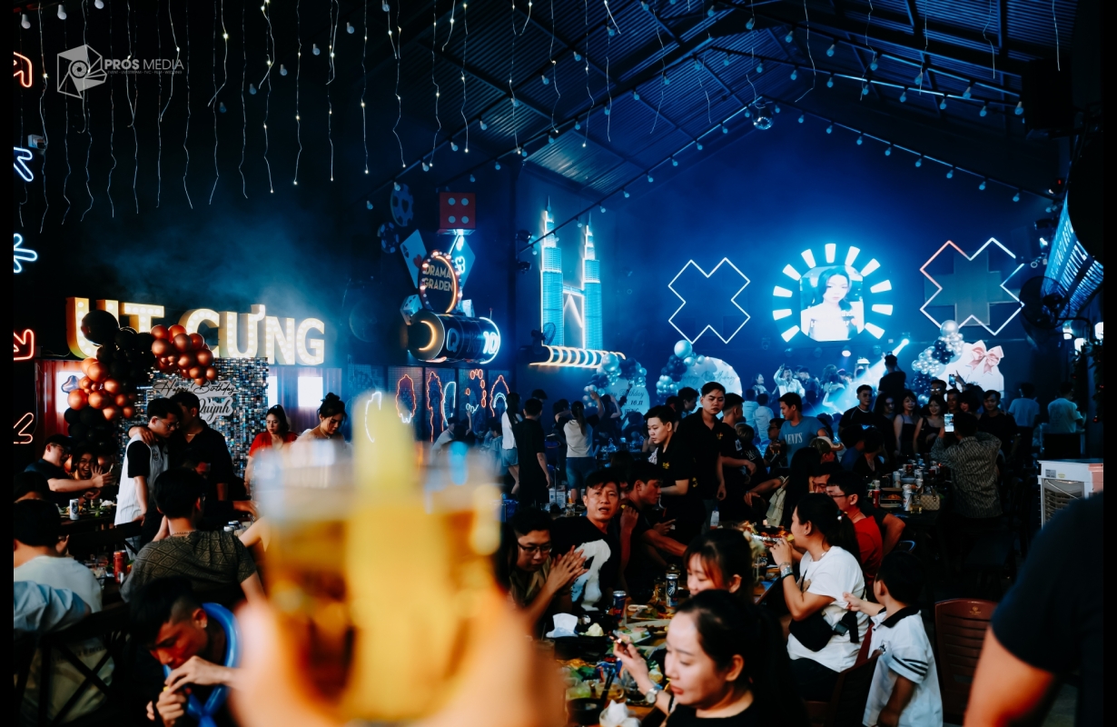 EVENT BY PROS
