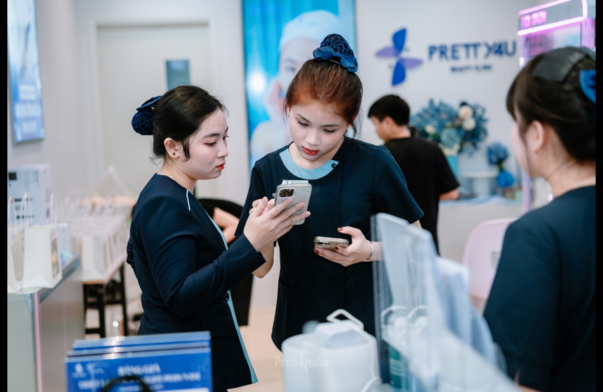 KHAI TRƯƠNG PHÒNG KHÁM DA LIỄU PRETTY4U