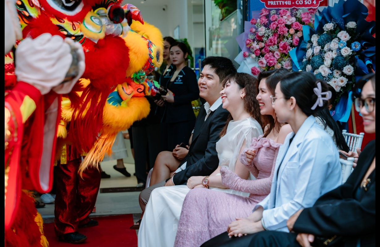 KHAI TRƯƠNG PHÒNG KHÁM DA LIỄU PRETTY4U