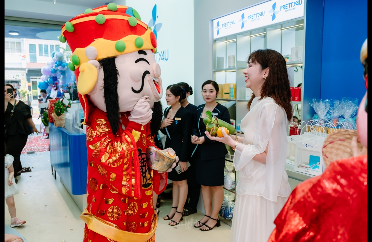 KHAI TRƯƠNG PHÒNG KHÁM DA LIỄU PRETTY4U